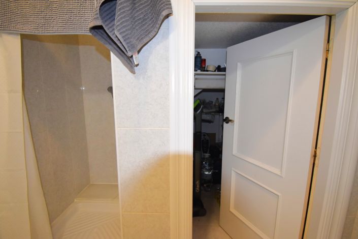 Image No.13-3 Bed Property for sale