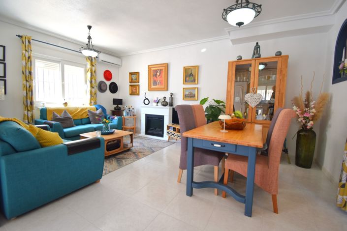 Image No.3-3 Bed Property for sale