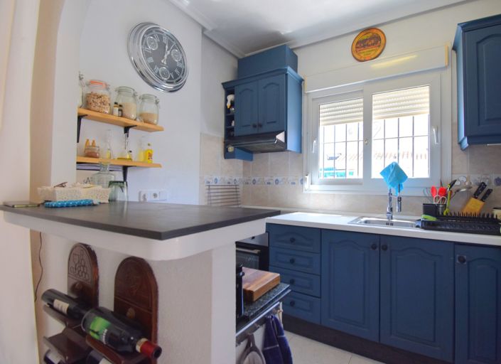 Image No.9-3 Bed Property for sale