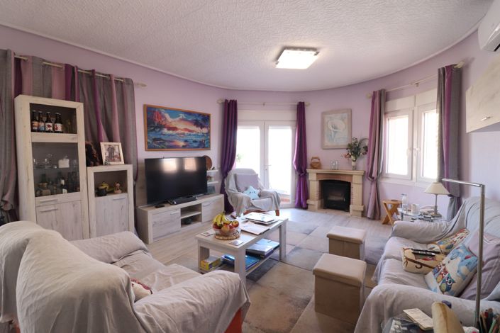 Image No.8-3 Bed Villa for sale