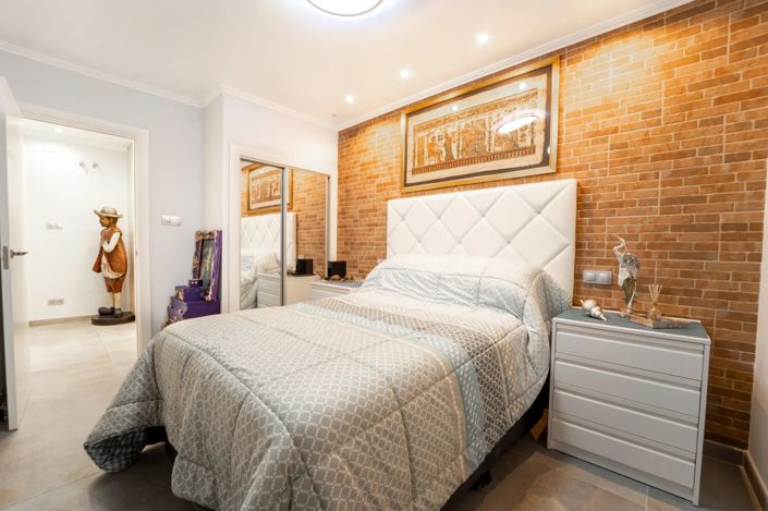 Image No.18-2 Bed Apartment for sale