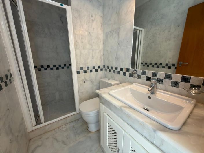 Image No.12-2 Bed Bungalow for sale