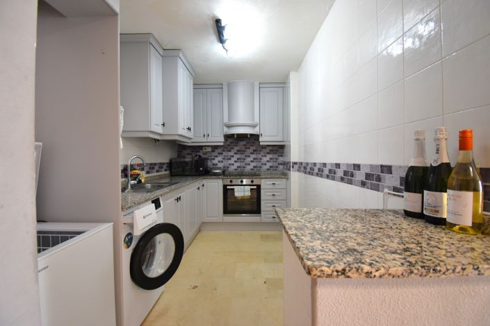 Image No.6-2 Bed Apartment for sale