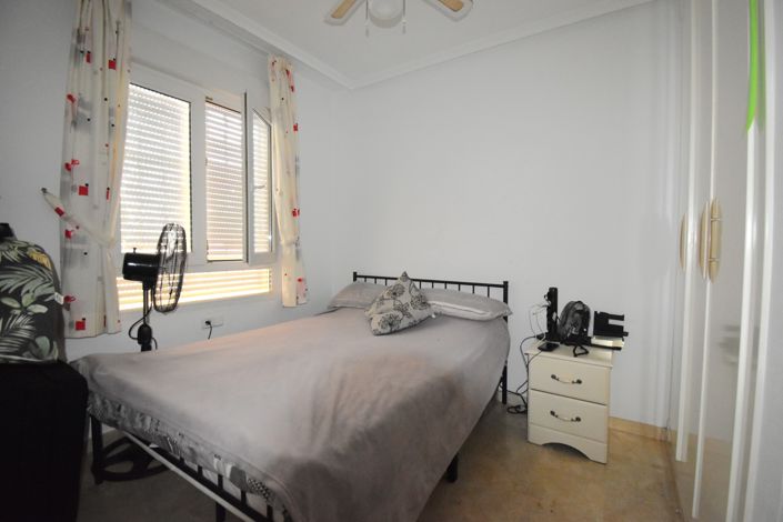 Image No.8-2 Bed Apartment for sale