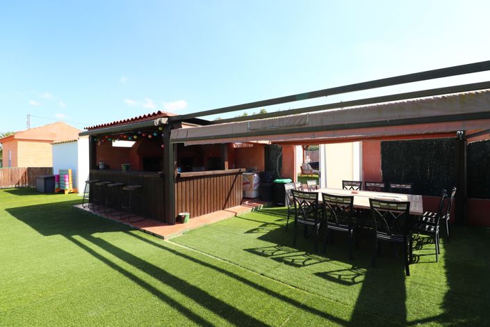 Image No.39-4 Bed Country Property for sale