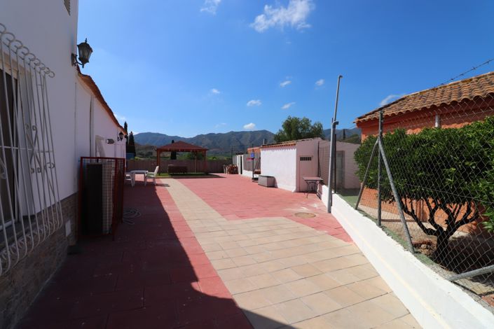 Image No.54-4 Bed Country Property for sale