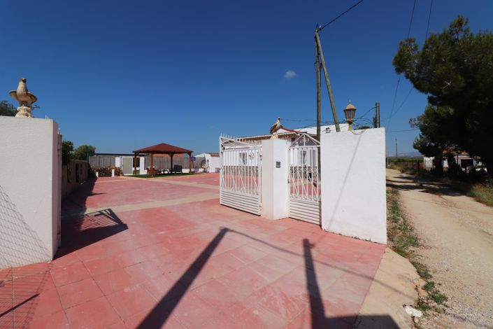 Image No.60-4 Bed Country Property for sale