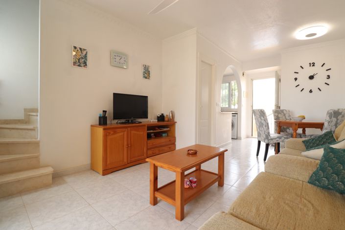 Image No.11-2 Bed Townhouse for sale
