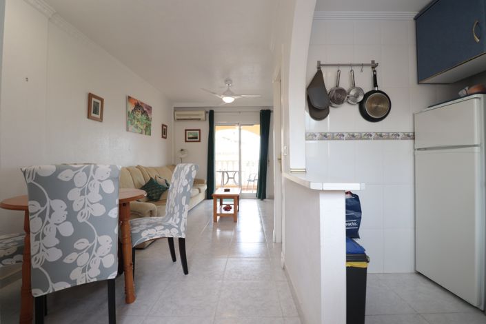 Image No.6-2 Bed Townhouse for sale