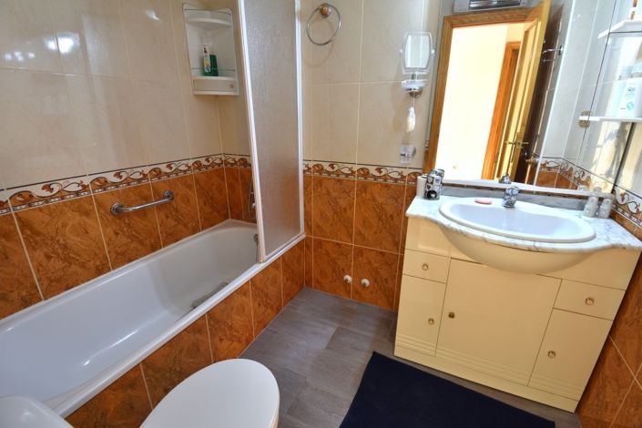 Image No.14-2 Bed Apartment for sale