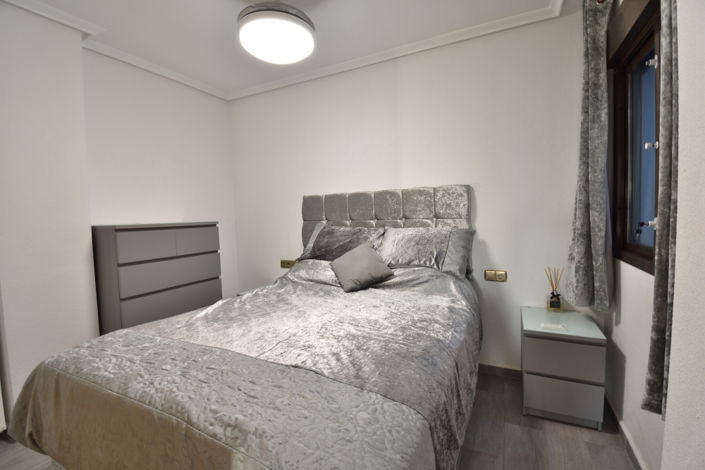 Image No.17-2 Bed Apartment for sale