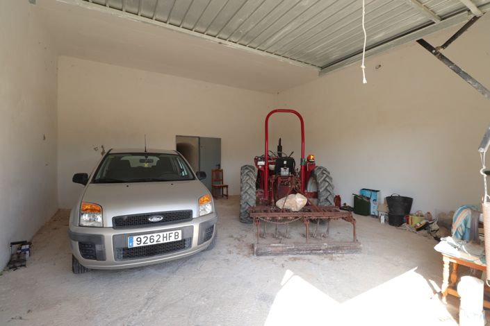 Image No.22-3 Bed Country Property for sale