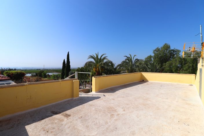 Image No.27-3 Bed Country Property for sale
