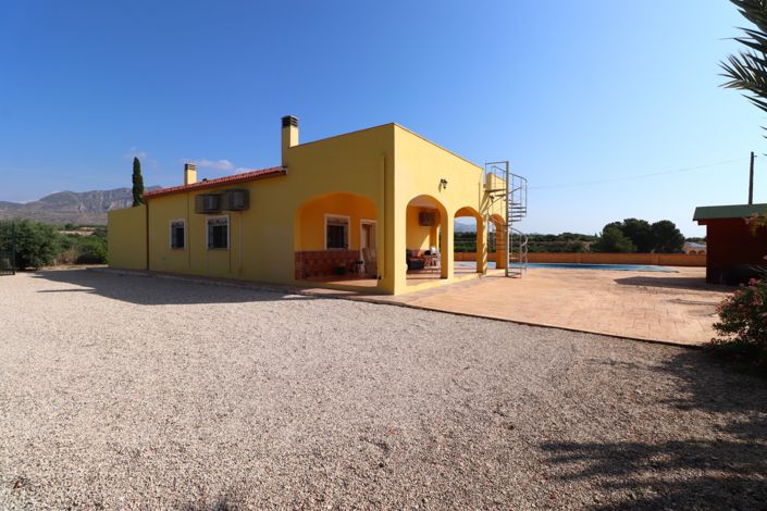 Image No.33-3 Bed Country Property for sale