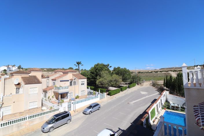 Image No.44-3 Bed Villa for sale