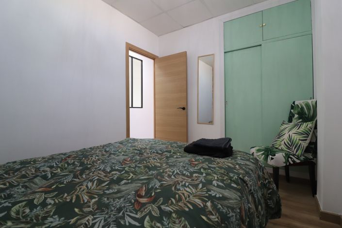 Image No.18-3 Bed Apartment for sale