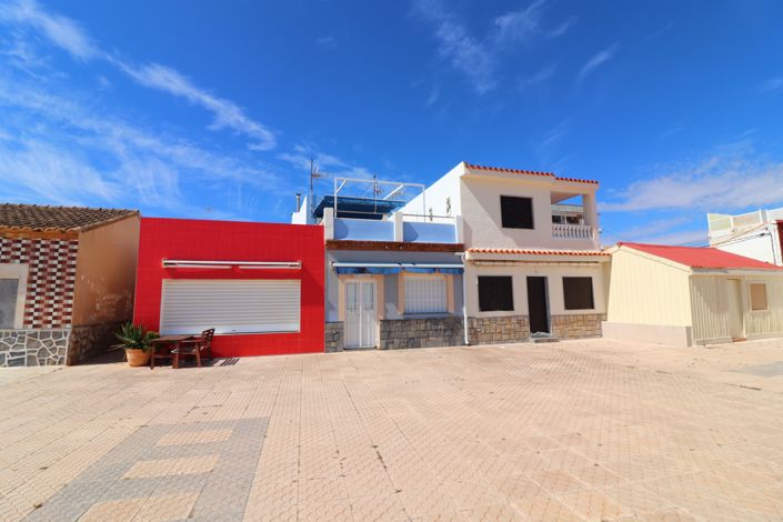 Image No.26-3 Bed Apartment for sale