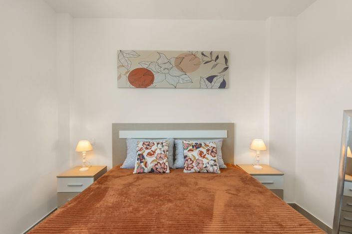 Image No.19-2 Bed Apartment for sale
