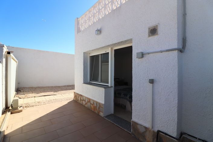 Image No.26-3 Bed Villa for sale