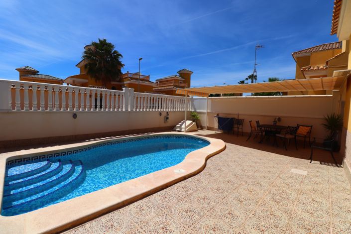 Image No.2-Villa de 5 chambres à vendre à Algorfa