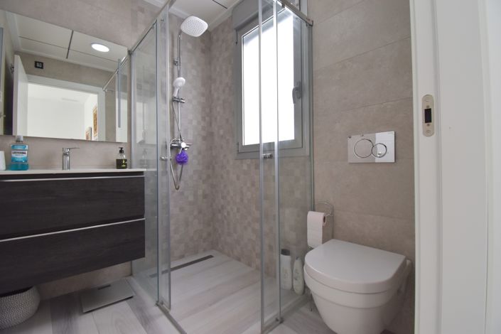 Image No.14-4 Bed Villa for sale