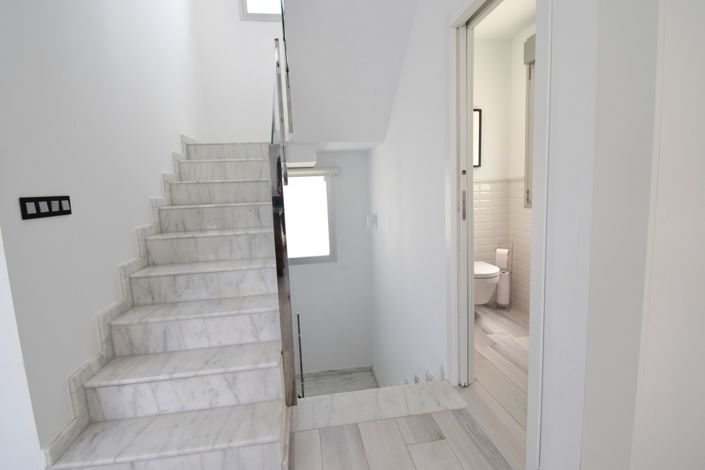 Image No.16-4 Bed Villa for sale