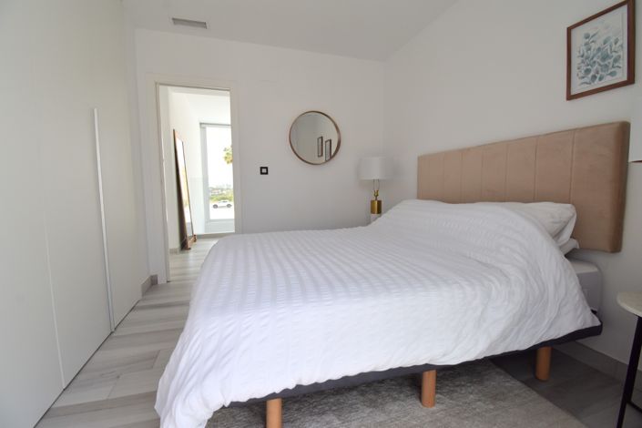 Image No.23-4 Bed Villa for sale