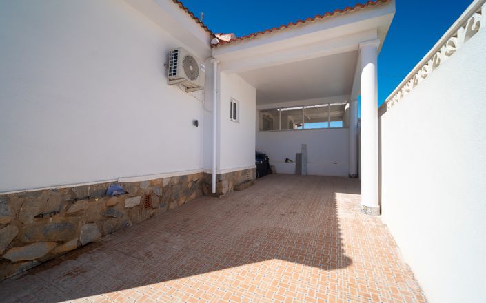 Image No.13-2 Bed Bungalow for sale