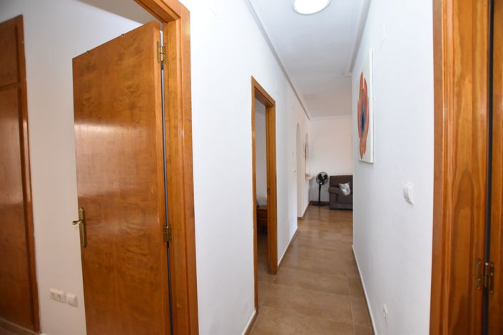 Image No.12-3 Bed Apartment for sale