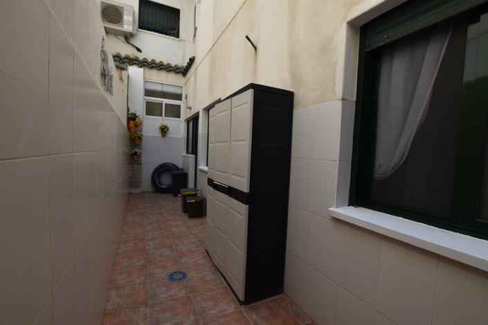 Image No.31-3 Bed Apartment for sale