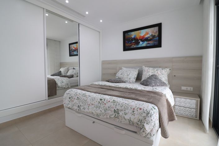 Image No.25-3 Bed Villa for sale