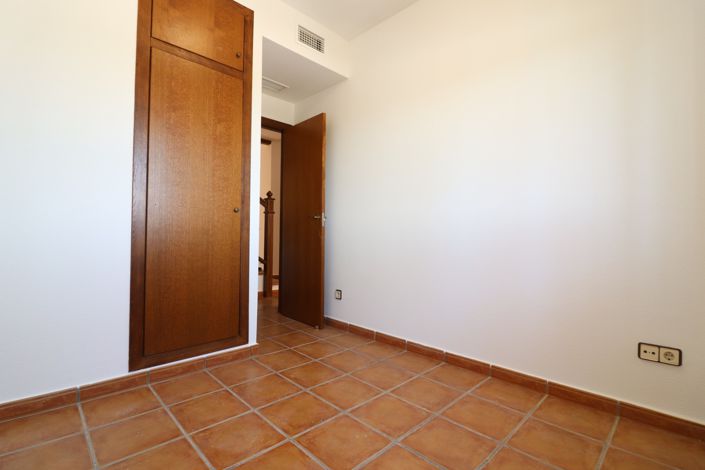 Image No.13-3 Bed Villa for sale