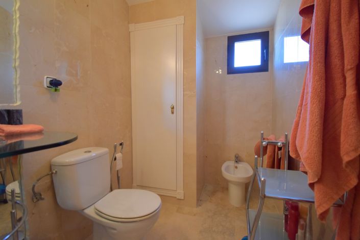 Image No.19-3 Bed Duplex for sale