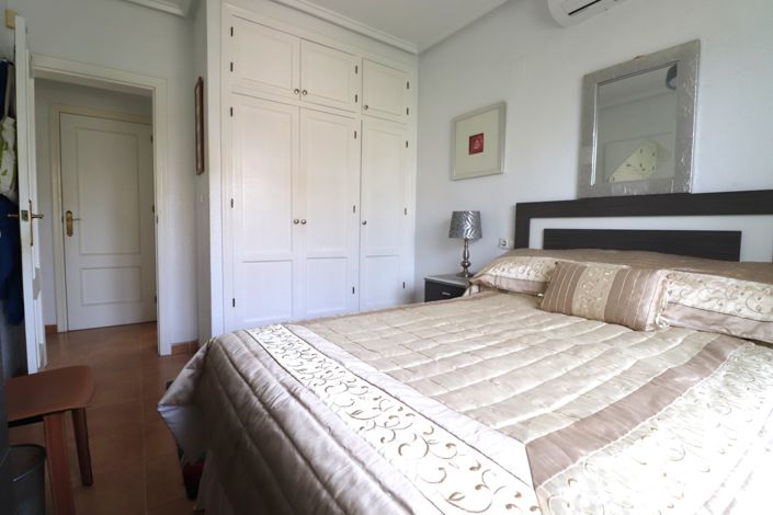 Image No.21-4 Bed Villa for sale