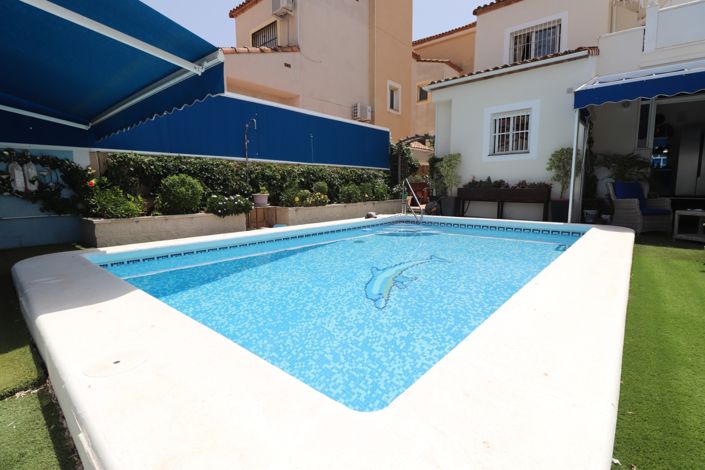 Image No.38-4 Bed Villa for sale