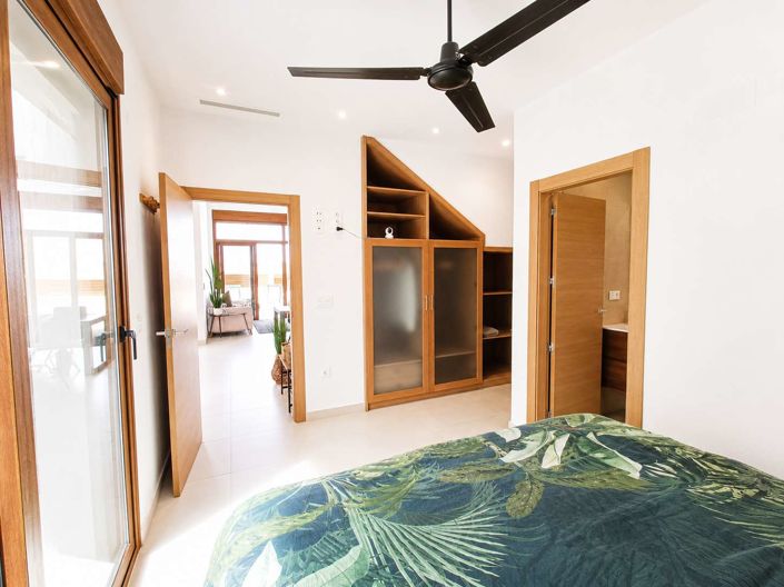 Image No.14-3 Bed Villa for sale