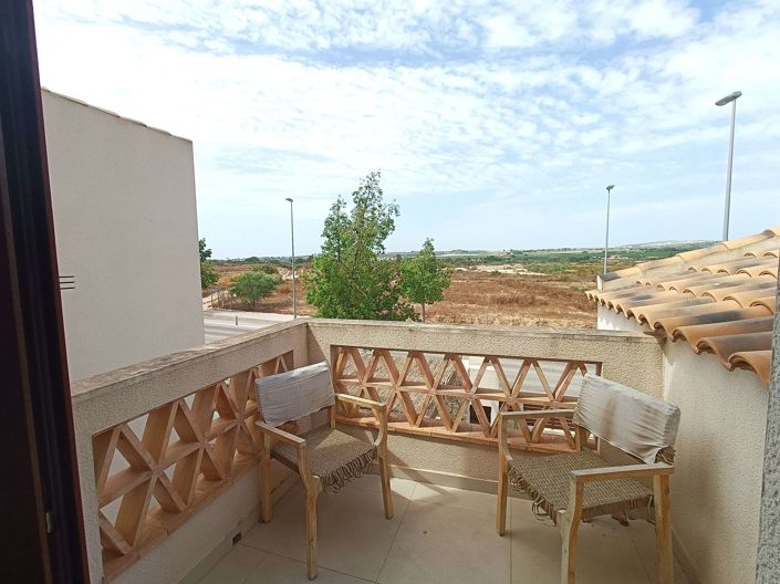 Image No.27-3 Bed Villa for sale
