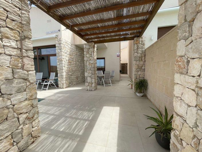 Image No.34-3 Bed Villa for sale