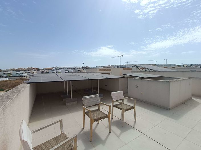 Image No.38-3 Bed Villa for sale