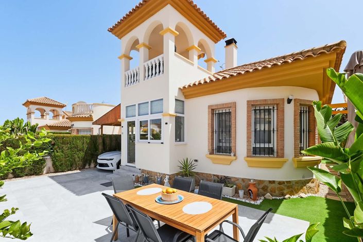 Image No.37-3 Bed Villa for sale