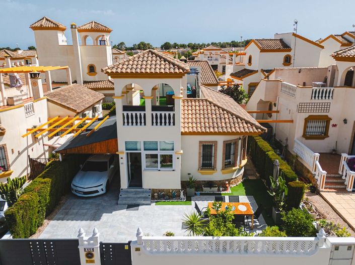 Image No.40-3 Bed Villa for sale
