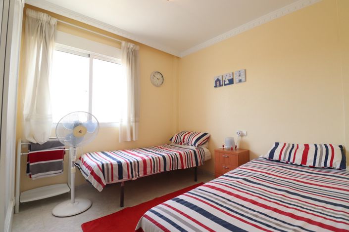Image No.14-2 Bed Townhouse for sale