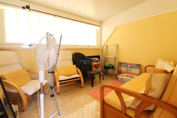 Image No.17-2 Bed Townhouse for sale