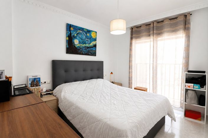 Image No.10-2 Bed Apartment for sale