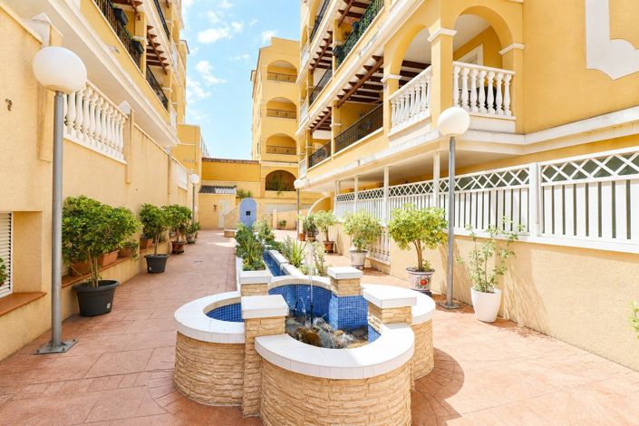 Image No.18-2 Bed Apartment for sale
