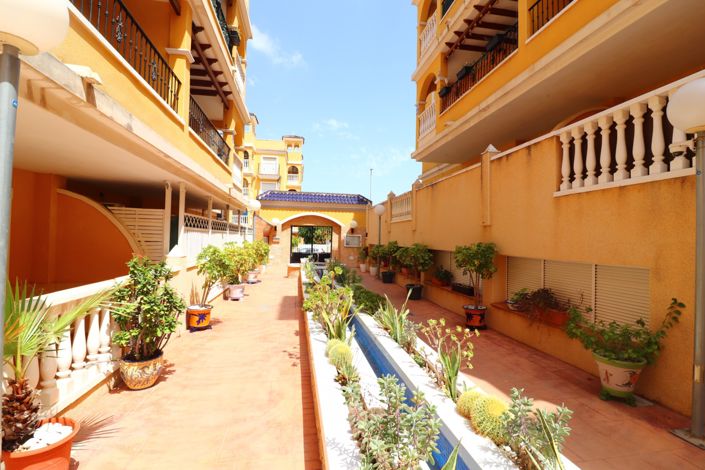 Image No.19-2 Bed Apartment for sale