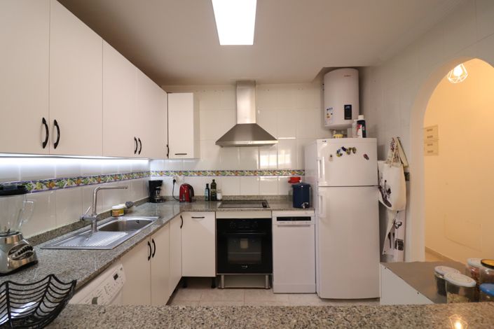 Image No.8-2 Bed Apartment for sale