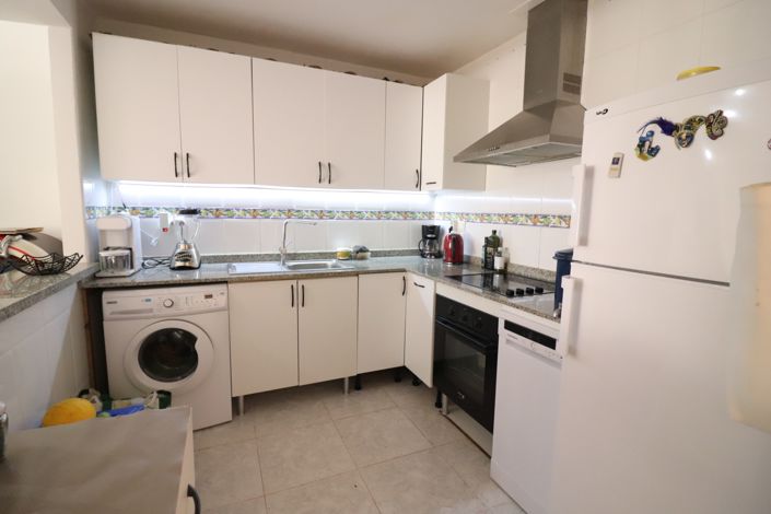 Image No.9-2 Bed Apartment for sale