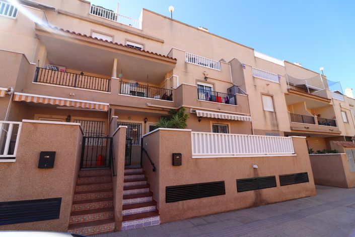 Image No.27-3 Bed Apartment for sale