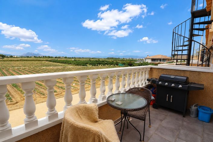 Image No.17-2 Bed Apartment for sale
